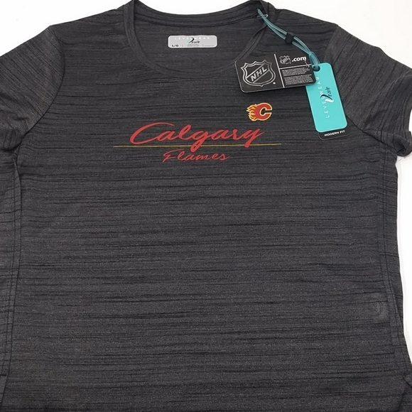 Levelwear Verve NHL Women's Lux Cursive S/S Tee - Picture 2 of 8